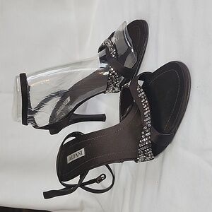 #25 Brown strap sandals